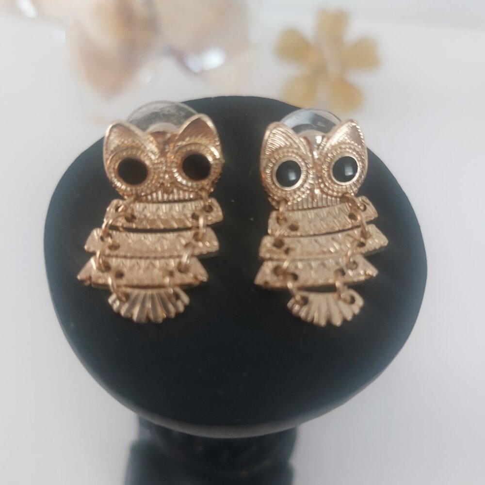 Baby Owl Earrings Post Gold Tone Articulated Movable Design 1 Inch Drop